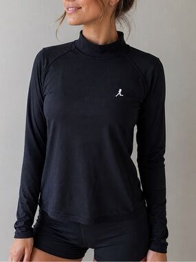 Running Room Base Layer Top